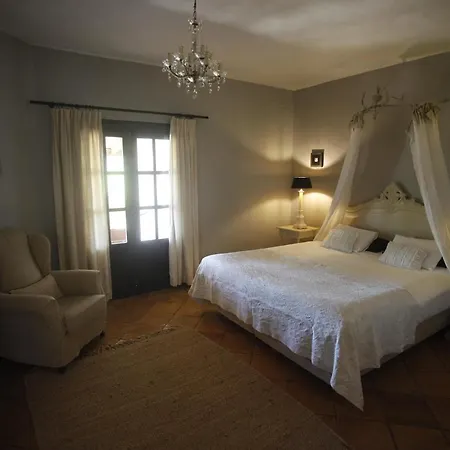 Bed & Breakfast La Del Torcal 3*
