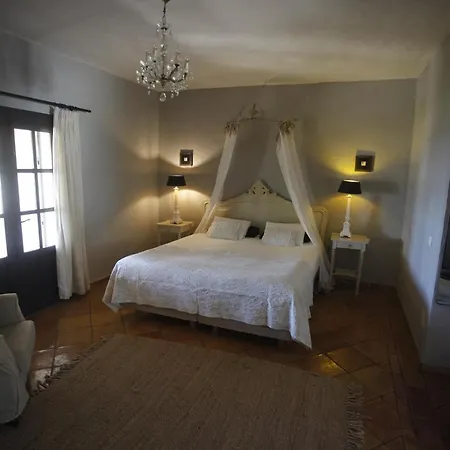 Bed and Breakfast La Del Torcal 3*